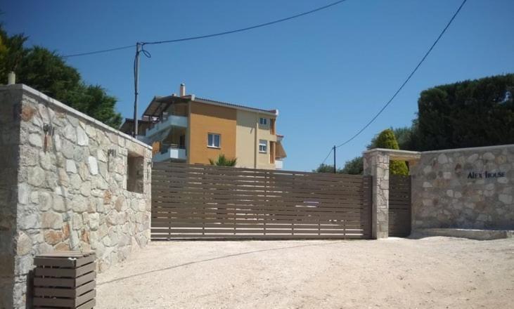 Alex House Zacharo Exterior foto