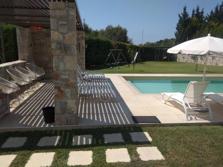 Alex House Zacharo Exterior foto