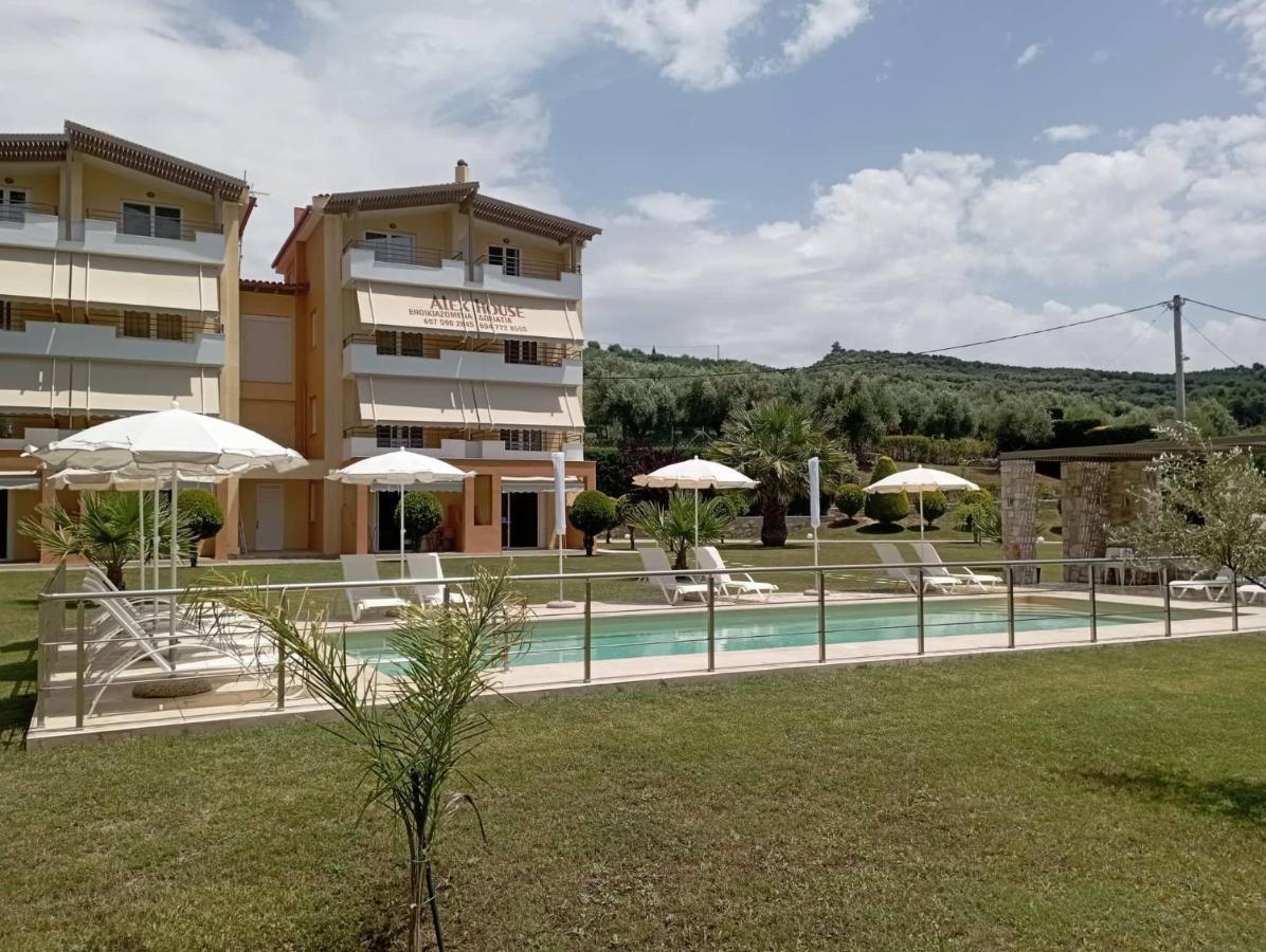 Alex House Zacharo Exterior foto